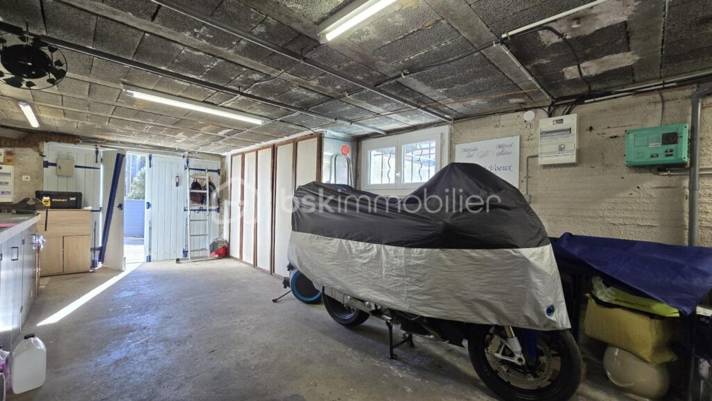 Maison + logement indépendant avec vue exceptionnelle, piscine et garage – 7 pièces – 5 chambres – 140 m²