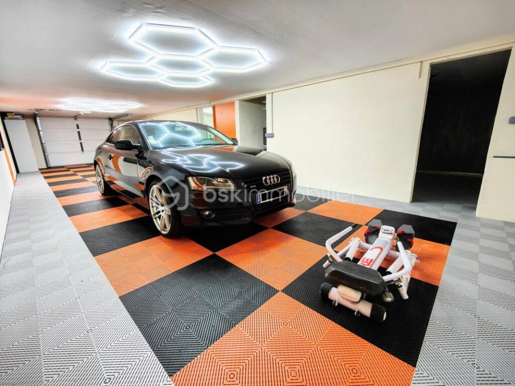 Bien immobilier d’exception dans un parc boisé privé av tennis ! – 7 pièces – 4 chambres – 170 m²