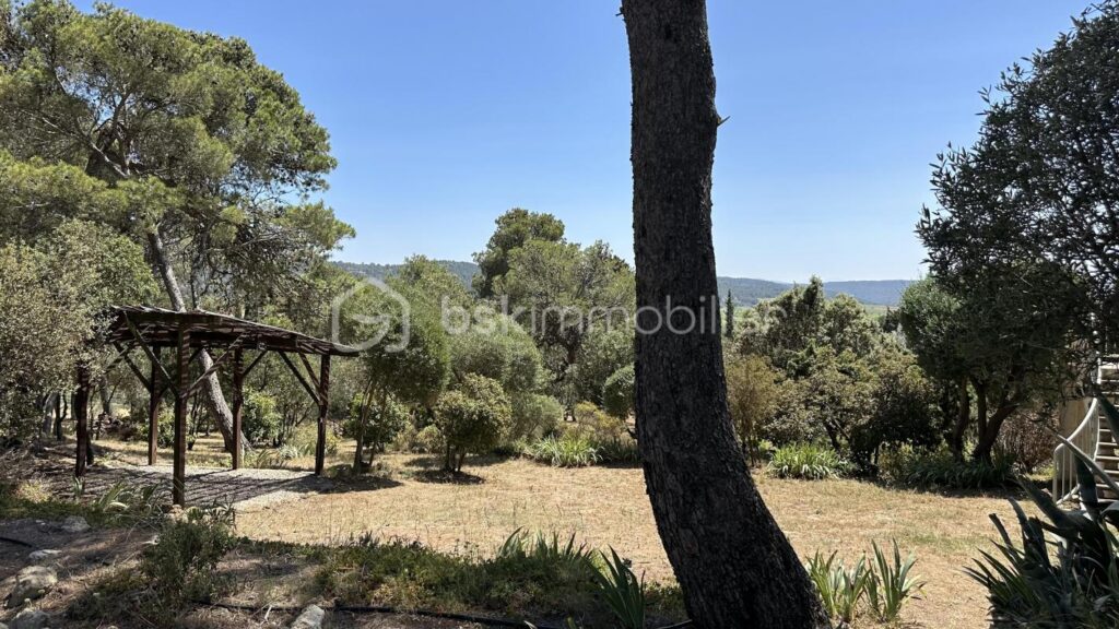 Villa 4 chambres – vue incroyable – 40 mn aéroport Carcassonne – au cœur des Corbières – 6 pièces – 4 chambres – 130 m²