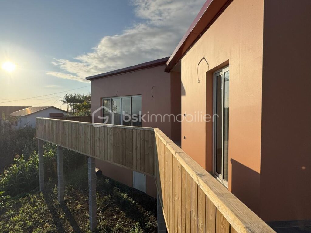 Maison neuve 150 m² – 5 pièces – 3 chambres – 150 m²