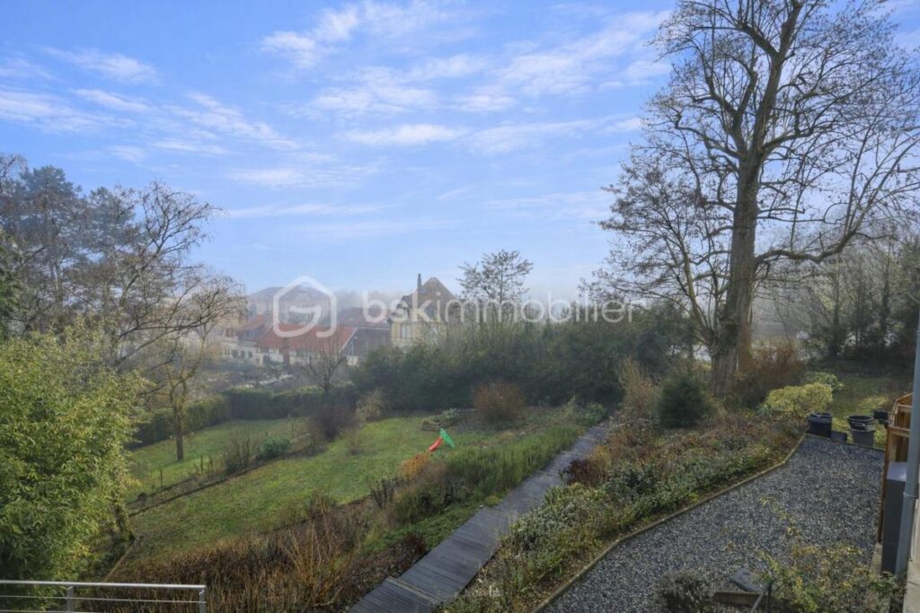 Élégante maison de maître rénovée – Proche Thionville – 8 pièces – 4 chambres – 300 m²