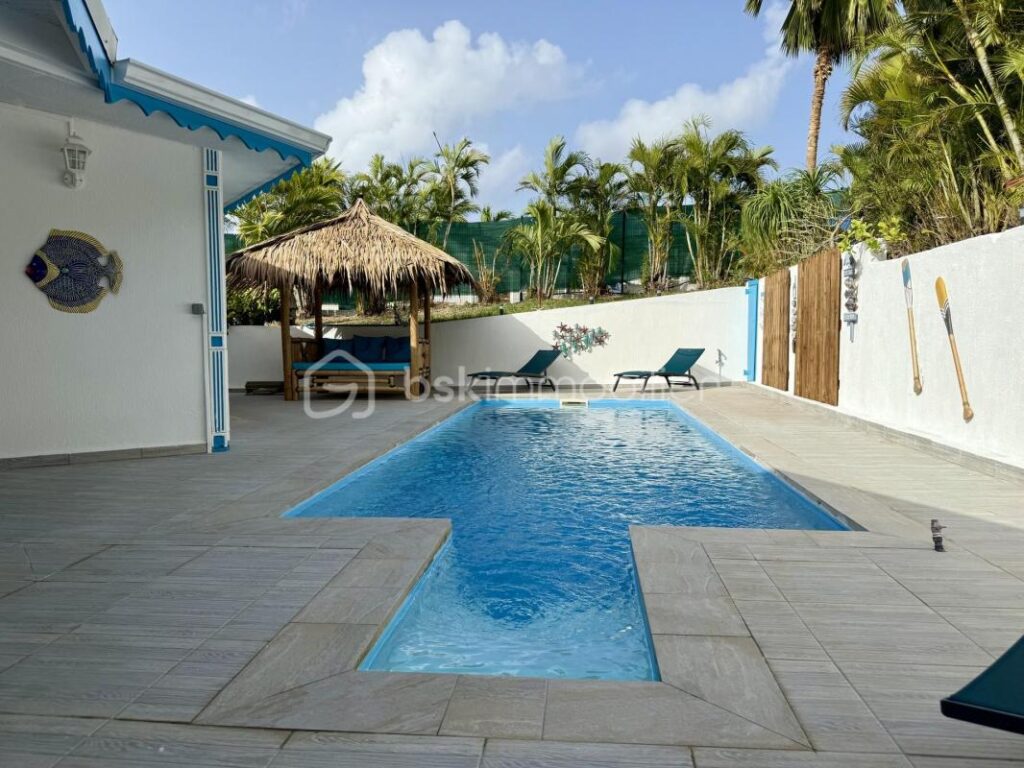 Villa T3 piscine plage à pied – 3 pièces – 2 chambres – 55 m²