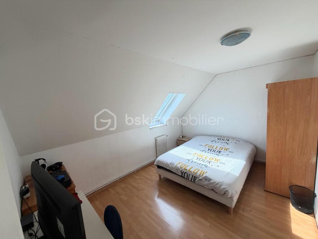 Maison idéalement située dans un quartier calme, vue Pyrénées – 9 pièces – 4 chambres – 106 m²