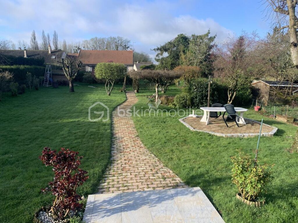 Maison coup de cœur ! – 6 pièces – 3 chambres – 116 m²