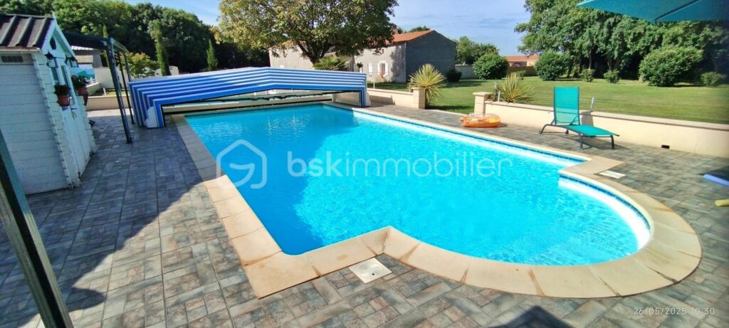 Élégante maison de campagne avec piscine – 5 pièces – 4 chambres – 150 m²