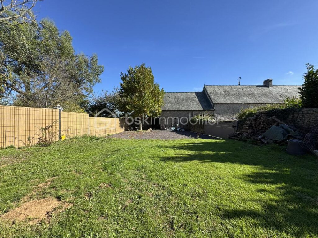 Belle maison en pierres 3 chambres + Jardin / Parking / Portail motorisé – 4 pièces – 3 chambres – 120 m²