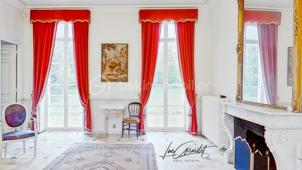 Château d’exception époque Napoléon III à réinventer avec parc et dépendances (Proche de Coulommiers (77120) – 15 pièces – 12 chambres – 750 m²