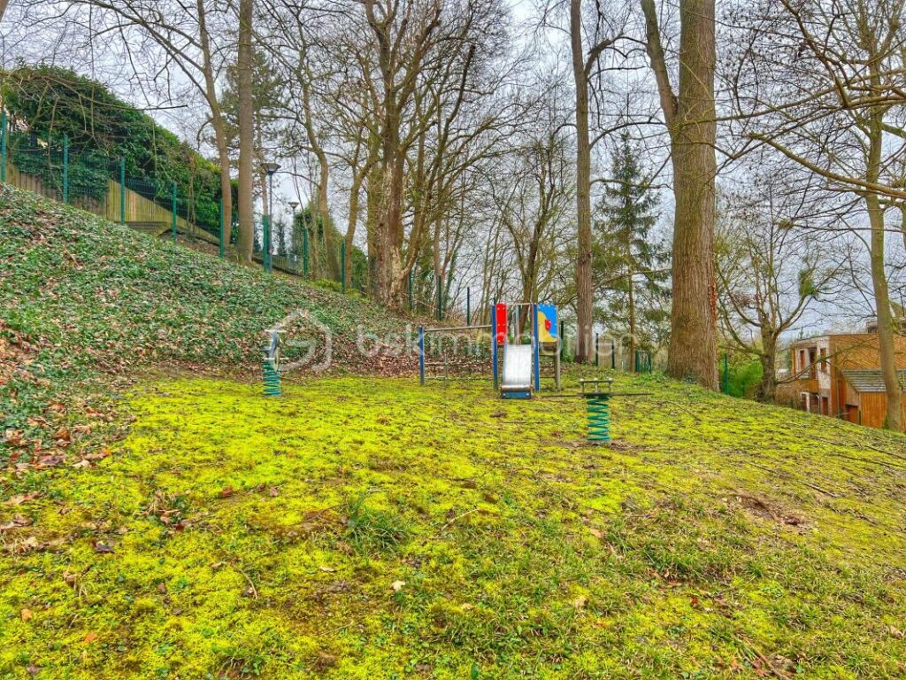 Luminosité et vue nature pour cet appartement de 4 pièces 65,33 m2 – 4 pièces – 2 chambres – 65 m²