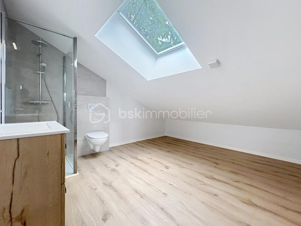 *** MAISON NEUVE DE 159 m² A MEYLAN SECTEUR ROCHASSON*** Frais de notaire réduits 3% seulement – 6 pièces – 4 chambres – 159 m²