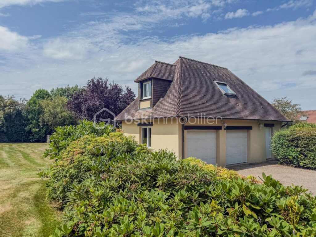 Maison de charme au cœur du Pays d’Auge – Un véritable havre de paix – 6 pièces – 4 chambres – 130 m²