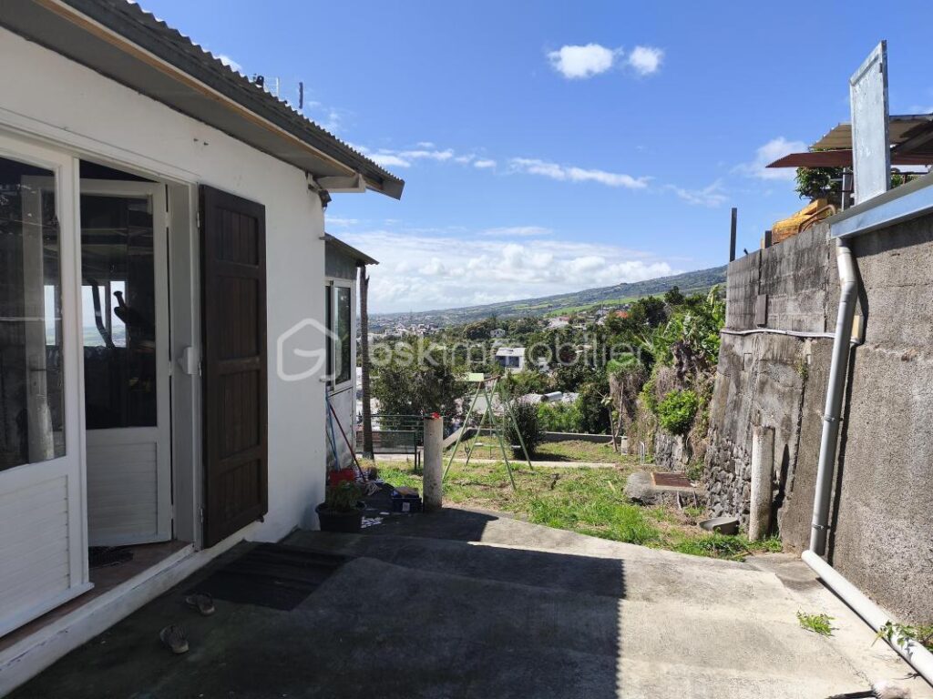 🏡 Maison 5 pièces – 93 m² – La Bretagne – Sur terrain constructible de 834 m² – Division possible – 5 pièces – 3 chambres – 93 m²