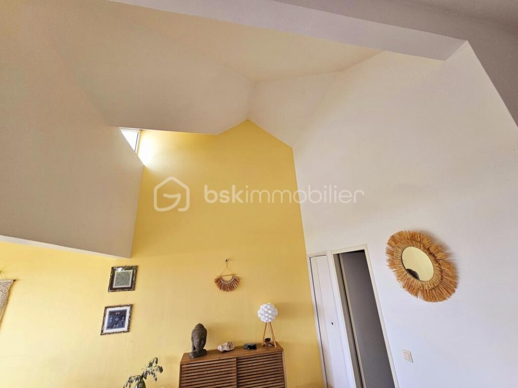 MAISON VUE MER 254 m2 – 8 pièces – 4 chambres – 254 m²