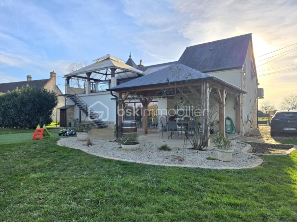 Magnifique Maison en pierres de 201m² à Raveau – 5 pièces – 4 chambres – 201 m²