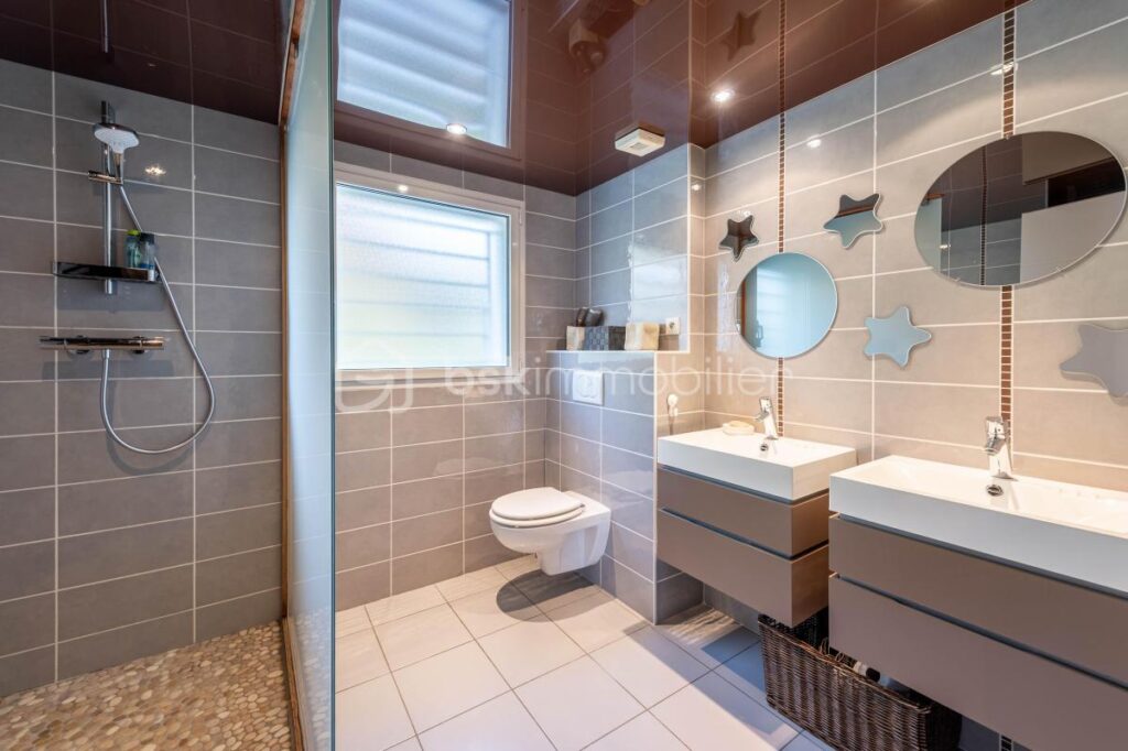 EXCLUSIVITE SUPERBE VILLA ANNECY LE VIEUX – 8 pièces – 5 chambres – 219 m²