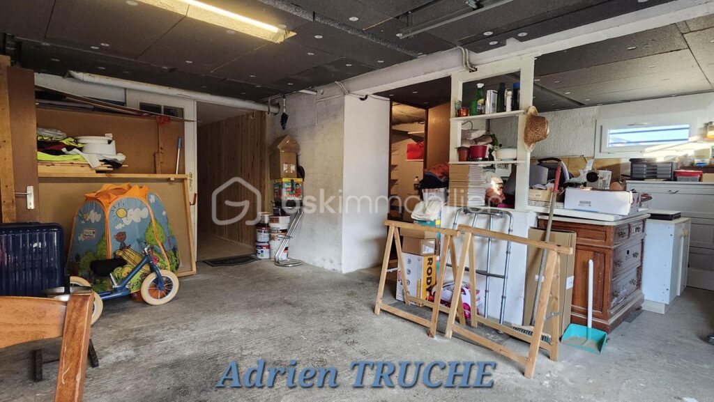 Hauteurs de Choisy – Vue dégagée – Vaste terrain plat – 5 pièces – 4 chambres – 114 m²