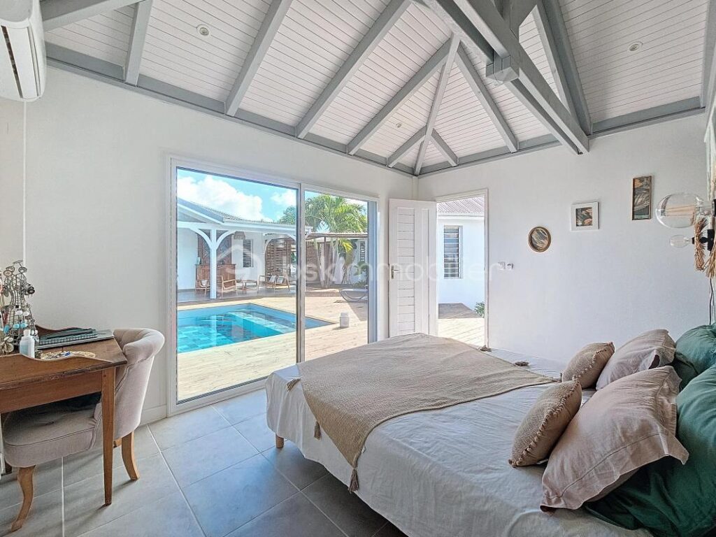 Splendide villa T4 avec piscine – 4 pièces – 3 chambres – 119 m²