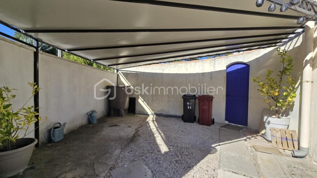 Maison + logement indépendant avec vue exceptionnelle, piscine et garage – 7 pièces – 5 chambres – 140 m²