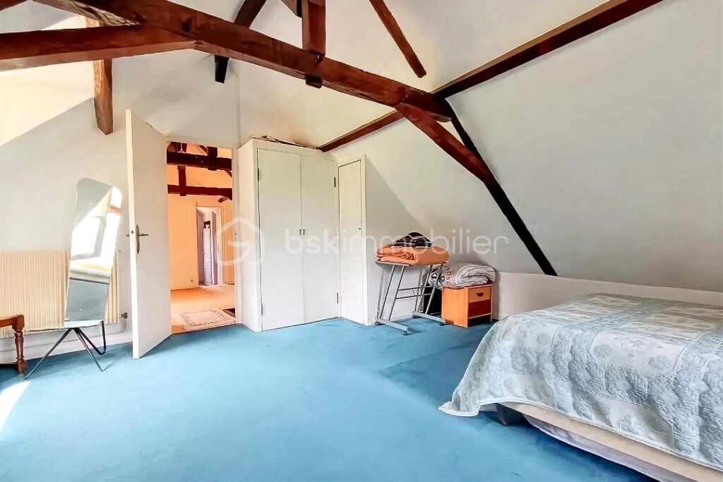 Maison isolée au calme mais proche des commerces entre Pau et Oloron – 4 pièces – 2 chambres – 155 m²