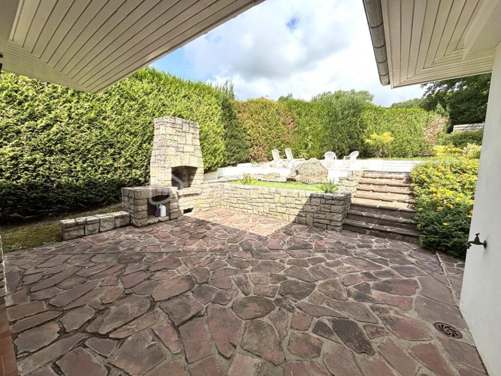 Maison d’architecte Lardy – 5 pièces – 3 chambres – 140 m²