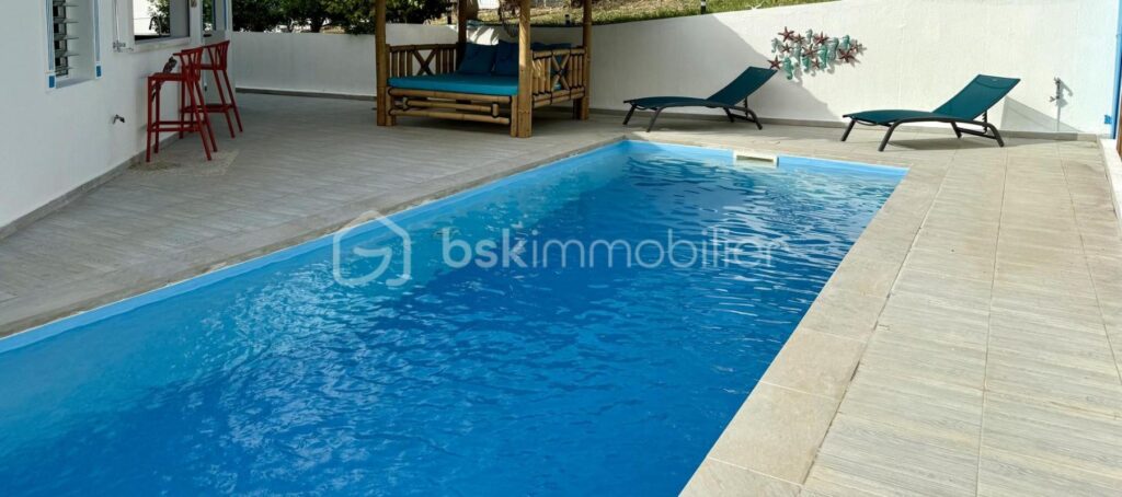 Villa T3 piscine plage à pied – 3 pièces – 2 chambres – 55 m²