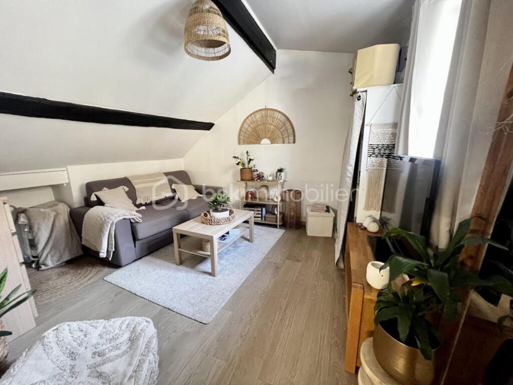 Submergez-vous dans une oasis de tranquillité à quelques minutes de Crécy la Chapelle! – 6 pièces – 4 chambres – 150 m²