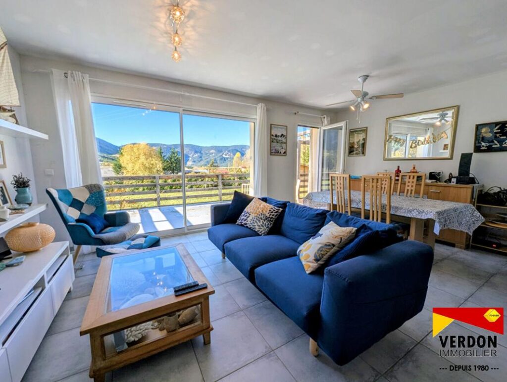 Maison de plain pied 100m² hab – 7 pièces – 3 chambres – 100 m²