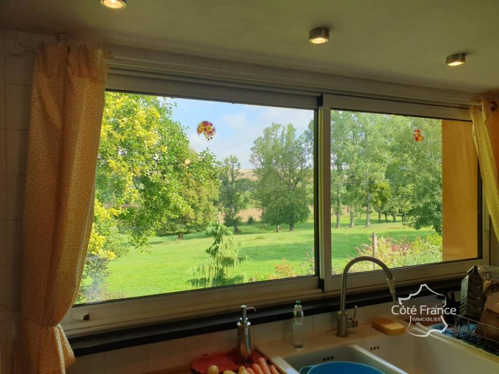 AISNE SAINT GOBERT Belle maison de campagne avec bar privé – 7 pièces – 3 chambres – 186 m²