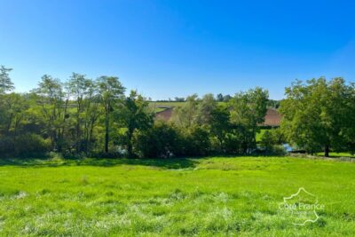 À vendre Exceptionnel terrain constructible de 7 280 m2 av – NR pièces – NR chambres – 7280 m²