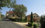 DORDOGNE-SARLAT LA CANEDA: ENSEMBLE IMMOBILIER DE GITES – NR pièces – 15 chambres – 720 m²
