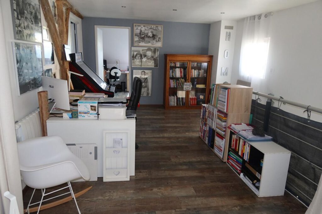 Appartement Auxon Dessous 5 pièce(s) 150 m2 – 5 pièces – 3 chambres – 150 m²