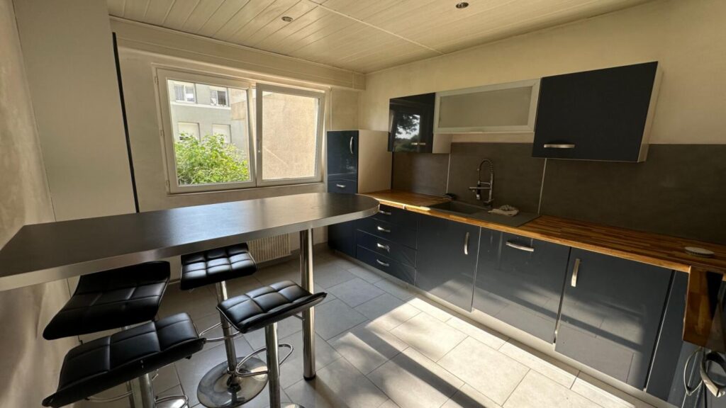 Appartement L Isle Sur Le Doubs 4 pièce(s) 75.89 m2 – 4 pièces – 3 chambres – 75 m²