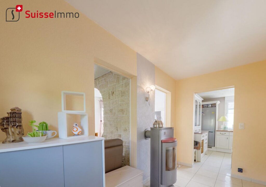 Maison Feche L’Eglise – 9 pièce(s) -188 m2 – 9 pièces – 5 chambres – 188 m²