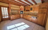 MAISON 9 PIECES 206m² SUR 13.91 ARES 329000 EUROS – 9 pièces – 7 chambres – 205 m²