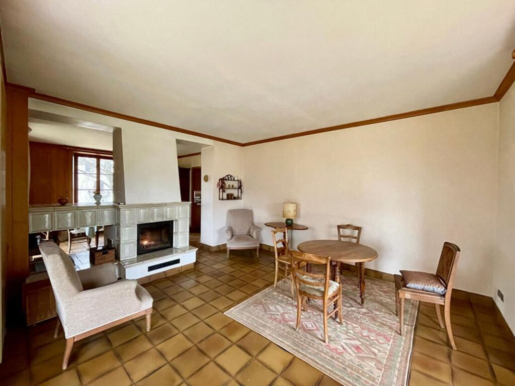 Maison – Charmoille – 8 pièces – 5 chambres – 162 m²