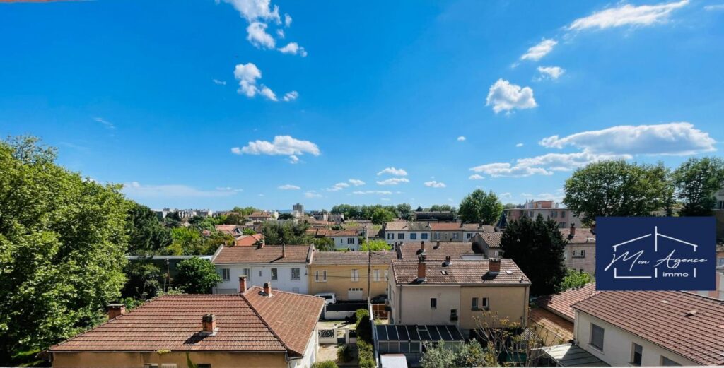 Appartement à vendre Avignon – 3 pièces – 2 chambres – 100 m²