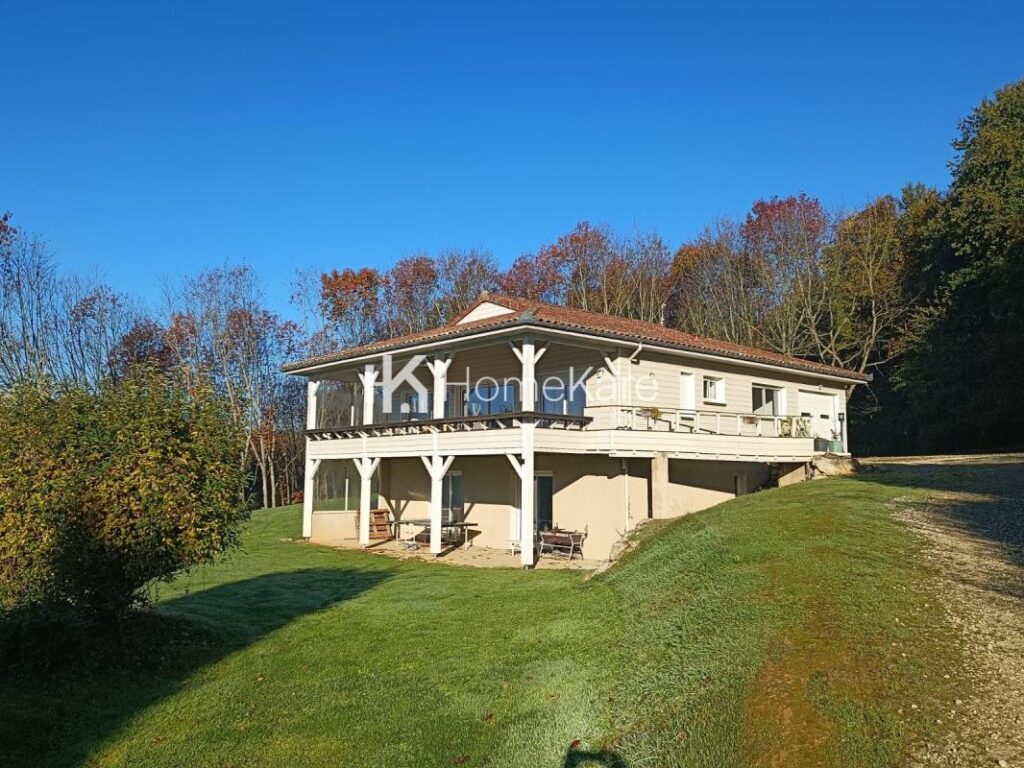 DOMAINE EXCEPTIONNEL – 10 pièces – 6 chambres – 350 m²