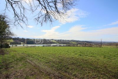 Superbe terrain de 1200 m², avec vue Montagne et lac – NR pièces – NR chambres – 1200 m²