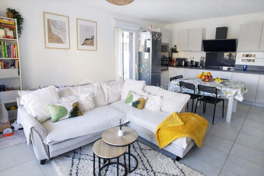 T4 Appartement familial avec terrasses et jardin – 4 pièces – 3 chambres – 74 m²