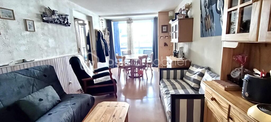 Les Angles, Appartement T3 cosy aux pieds des pistes – 8 couchages – Coeur de station – 3 pièces – 2 chambres – 33 m²
