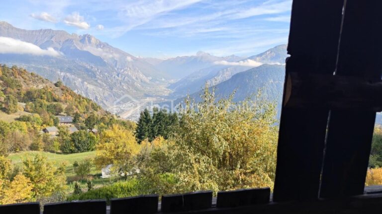 Maison 5 pièces Jarrier – 5 pièces – 3 chambres – 204 m²