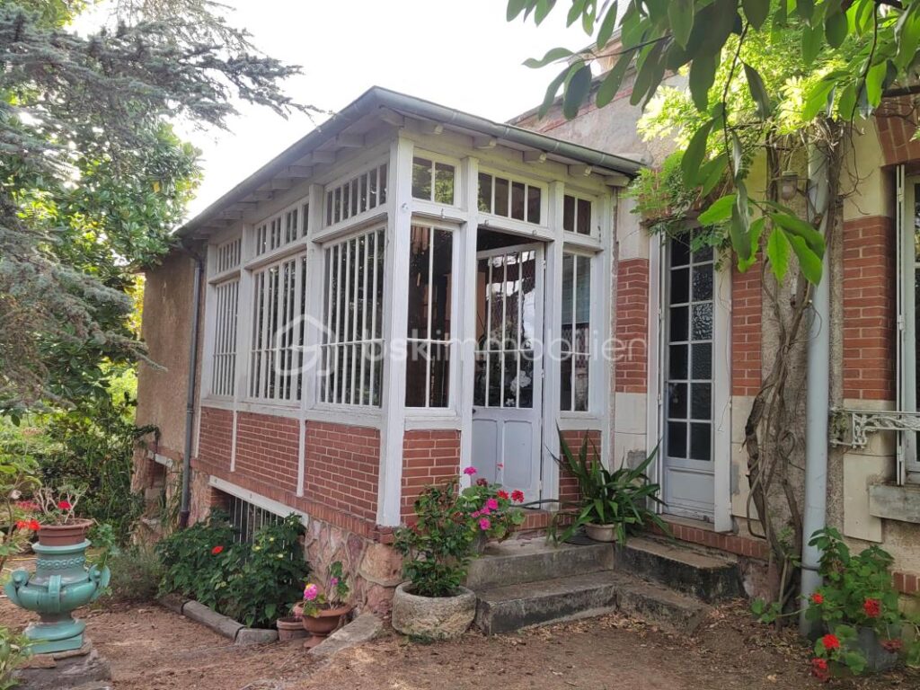 Très belle miaosn en pierre – 8 pièces – 4 chambres – 220 m²