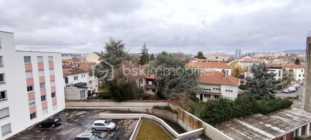 💎 NANCY – STUDIO CLÉS EN MAIN | 4e ÉTAGE AVEC ASCENSEUR & PARKING – 1 pièce – 1 chambre – 26 m²