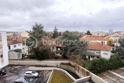 💎 NANCY – STUDIO CLÉS EN MAIN | 4e ÉTAGE AVEC ASCENSEUR & PARKING – 1 pièce – 1 chambre – 26 m²