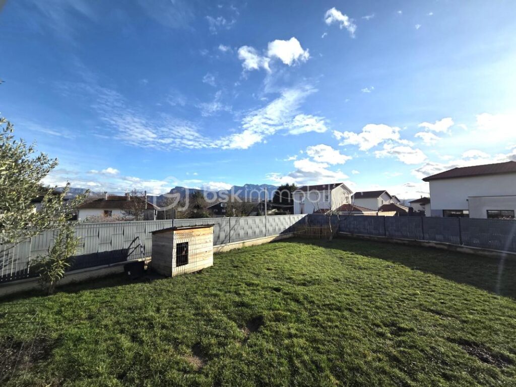 Villa Récente Criel de Moirans 495 000 € – 5 pièces – 4 chambres – 158 m²