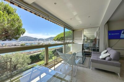 VUE MER – La Napoule, Appartement de 93m2 en front de mer dans une résidence prisée de prestige – 3 pièces – 2 chambres – 93 m²