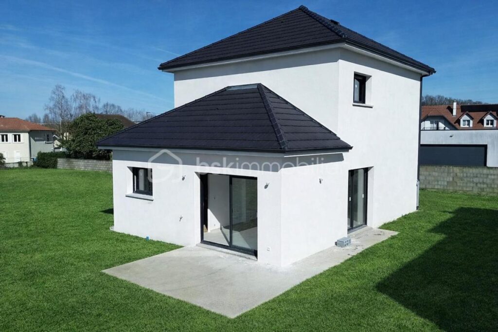 🏡 Maison neuve 4 chambres – Proche de SAFRAN – Livraison début 2026 clés en main – Vue Pyrénées – 5 pièces – 4 chambres – 105 m²