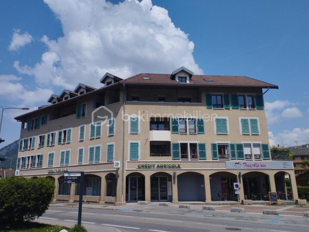 APPARTEMENT T4 EN DUPLEX – 5 pièces – 3 chambres – 76 m²