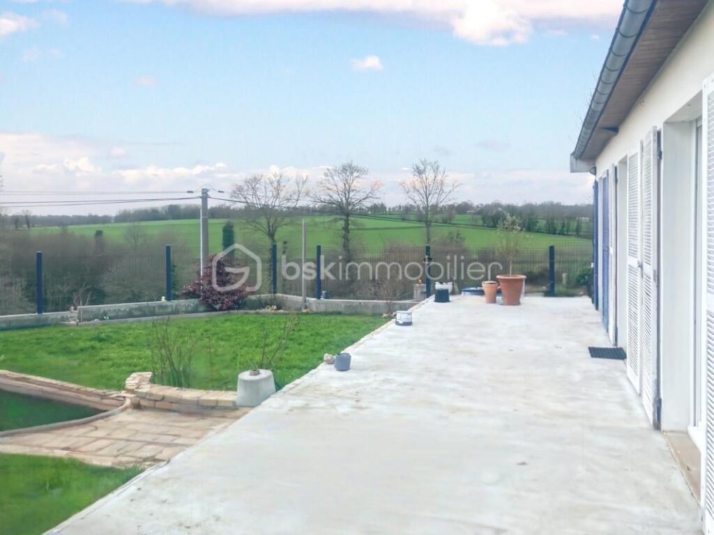 Maison des années 70, 4 chambres – Rénovation de qualité ! – 6 pièces – 4 chambres – 108 m²