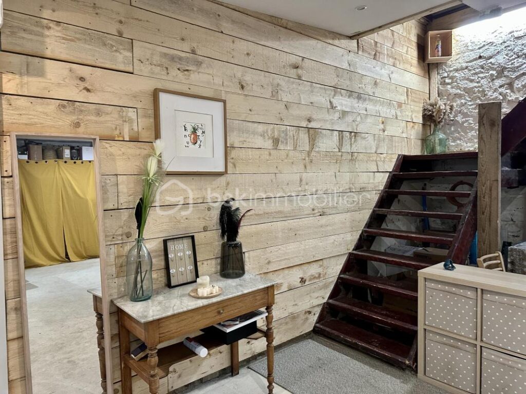 Coup de cœur assuré : maison de caractère avec terrasse panoramique et volumes atypiques – 4 pièces – 3 chambres – 87 m²