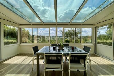 Plain-pied avec vue dégagée – À 6 minutes de Sarlat-la-Canéda – 5 pièces – 3 chambres – 122 m²